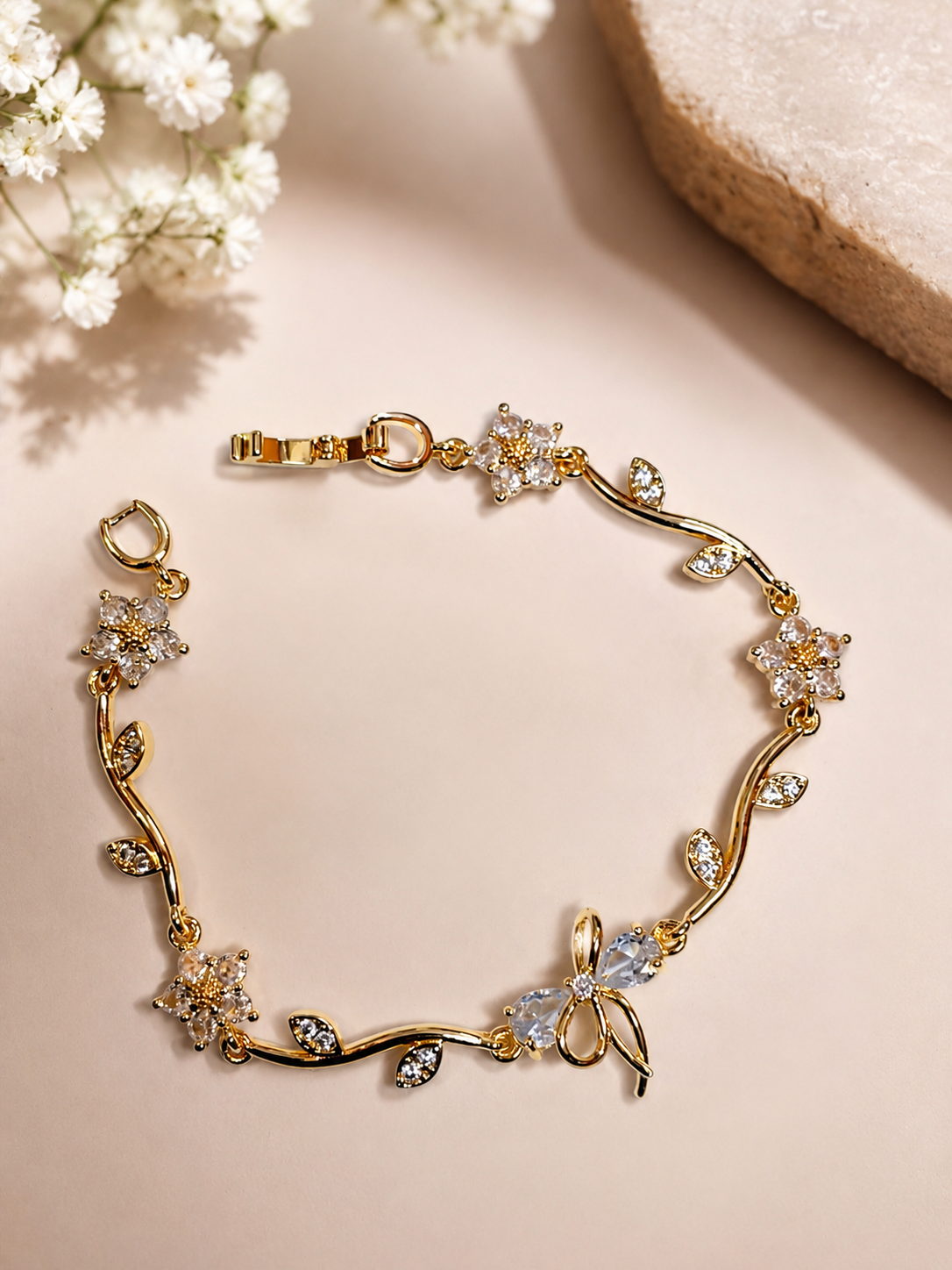 Crystal Bow Bracelet (adjustable size)