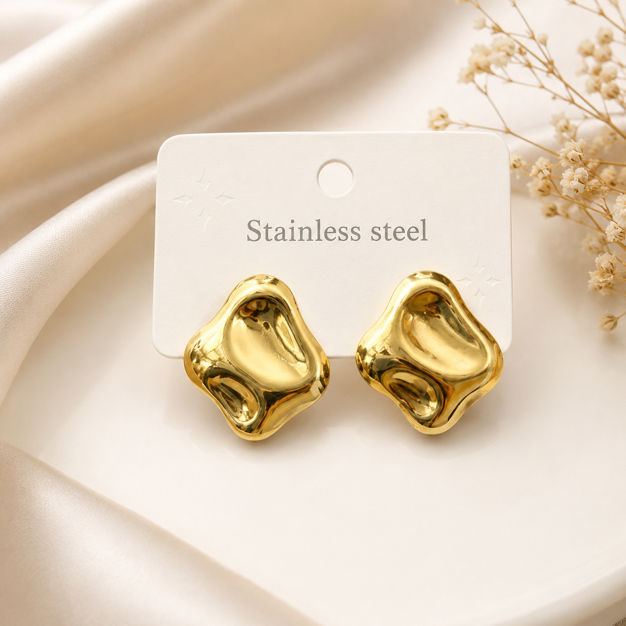 Wavy Ear studs
