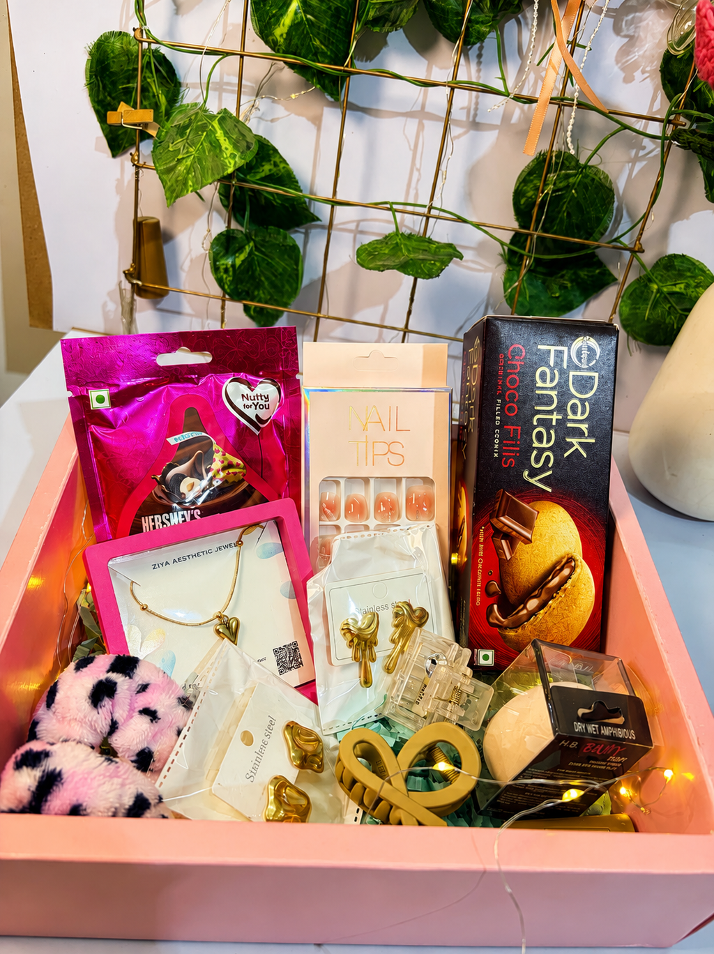 The Pink affair hamper box