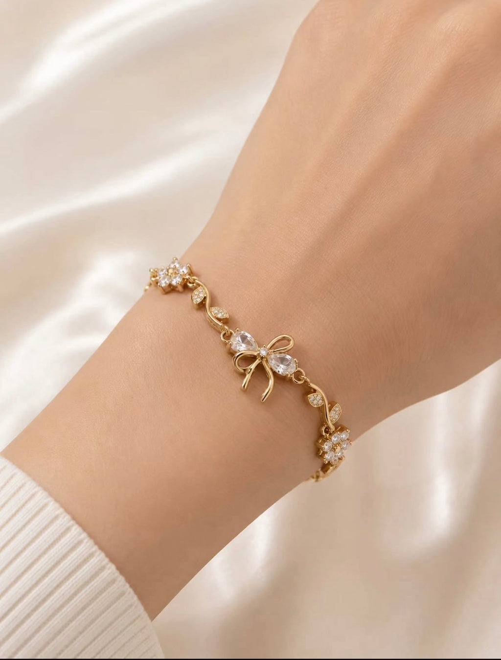 Crystal Bow Bracelet (adjustable size)