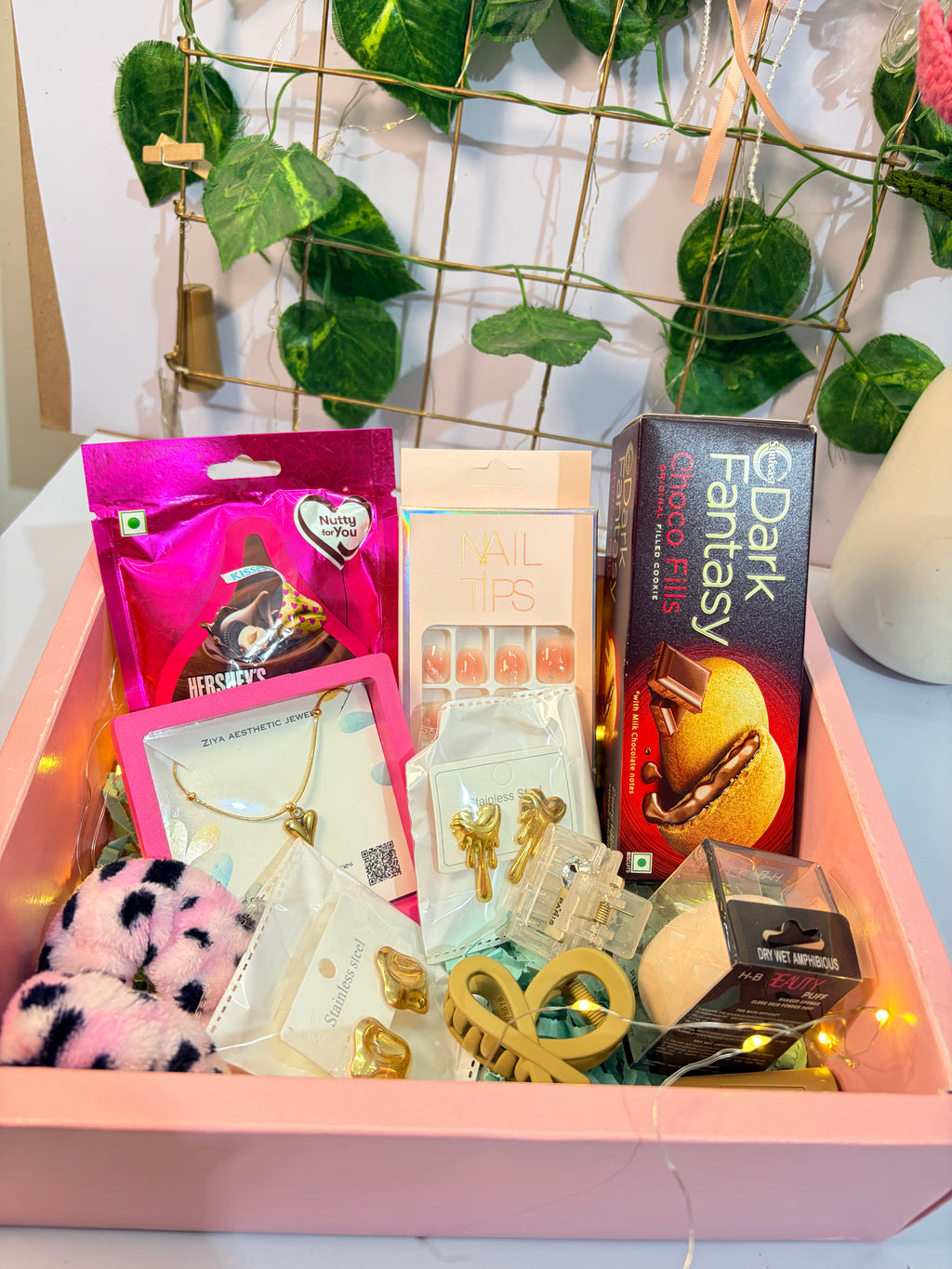 The Pink affair hamper box